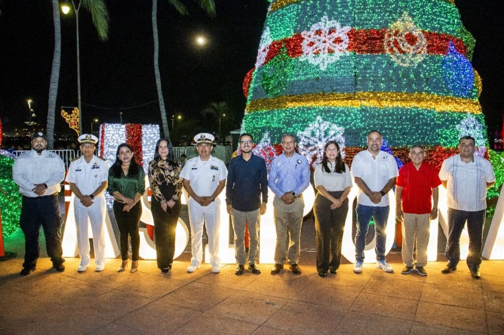 Encendido del árbol en la ASIPONA