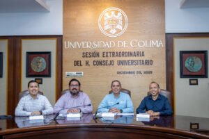 Sesión extraordinaria del Consjo Universitario_d