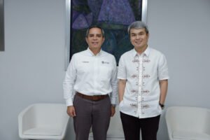 Visita a la UdeC del embajador de Filipinas en México_i