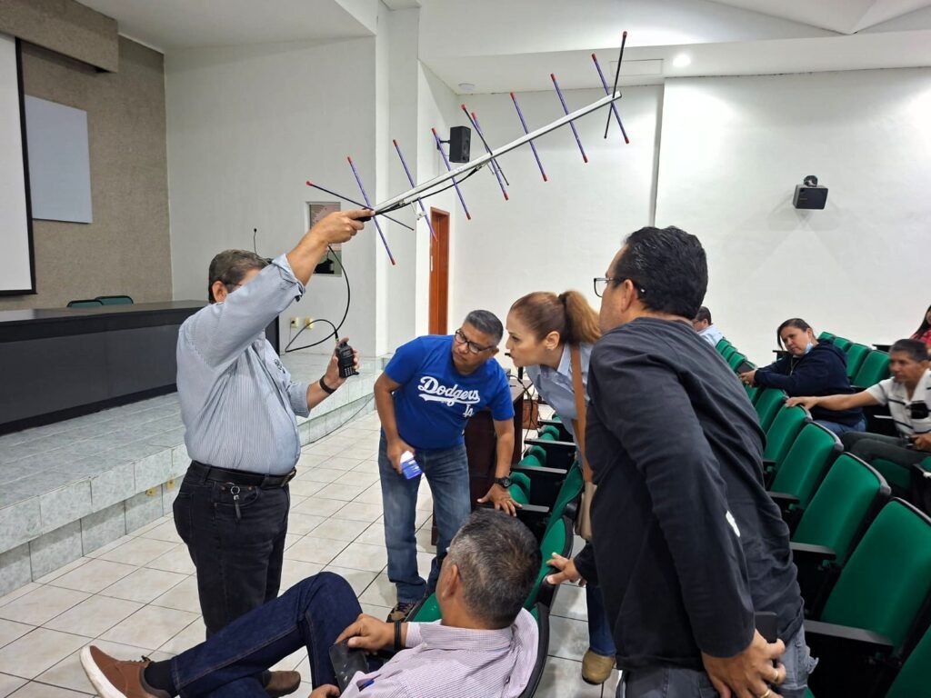 Curso de readiocomunicación ante emergencias