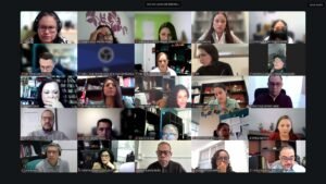 Muestran cómo desarrollar el pensamiento crítico_b