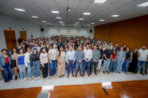 Encuentro con concejales universitarios y líderes estudiantiles_c