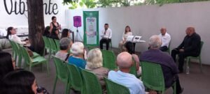 Presentan libro Familias y realidades complejas. Trabajo Social