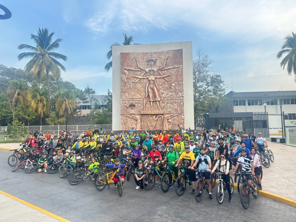 Realizan con éxito Rodada de Aniversario FEUC-Bike_e