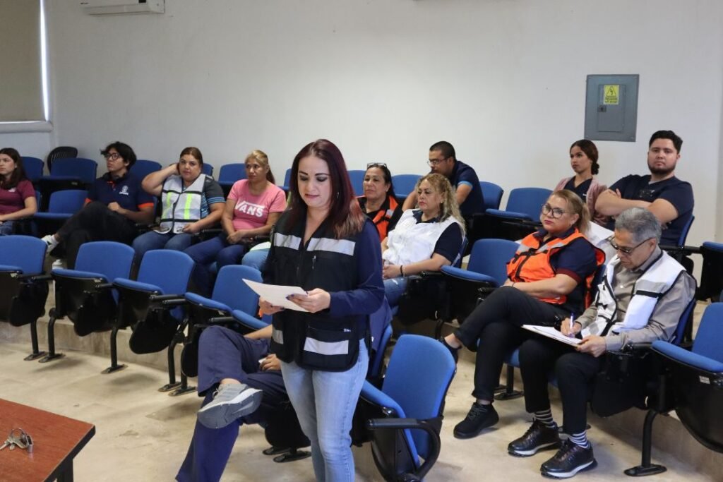Comparte UdeC experiencia en protección civil con universidad de Sinaloa_b