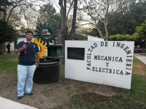 Gana alumno FIME bronce en concurso nacional de matemáticas GAU55_a
