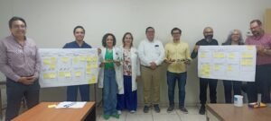 Imparten universitarios taller de metodologías ágiles en el HRU_b