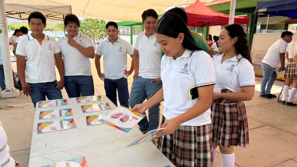 Realizan una feria contra las adicciones, en Ixtlahuacán_e