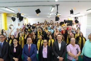 Reciben su certificado 18 nuevos profesionales en Biología