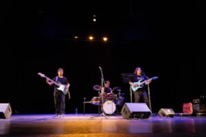 Rock de los 80 y 90 con White Sound, en el Foro Pablo Silva_a