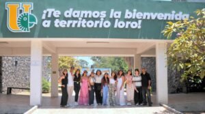 Estudiantes de danza y performance de Colombia, en la UdeC