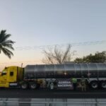 Aseguran Militares y GN cargamento de gasolina que pudiera ser ilícita; hay una persona detenida