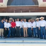 Acompaña Mely Romero a ejidatarios de Manzanillo a presentar denuncia en Congreso del Estado, por aumento de más de 1000% en cobro predial