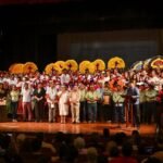 Folkloristas Unidos de Colima celebra 10° aniversario ante un teatro Hidalgo lleno