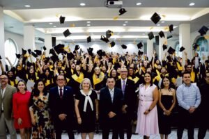 graduación de la Facultad de Turismo
