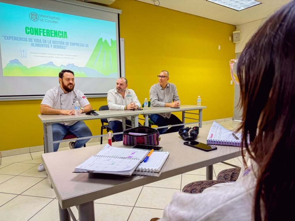CANIRAC da conferencia sobre la industria de alimentos y bebidas_a