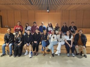 Estudiantes de periodismo documentan saberes indígenas de sostenibilidad, en Canadá_a