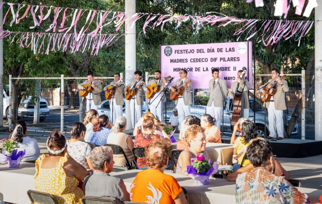 Festeja Voluntariado a mamás del CEDECO_b