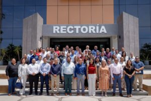 Otorga rector de la UdeC 16 nuevos nombramientos_Oficial