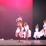 Estudiantes de danza, música y artes visuales generan colisión efímera en el escenario