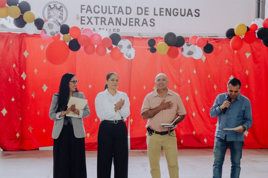 Presentan a nuevo director de la FLEX
