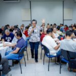 Abordan en conferencia el sentido humano y la búsqueda de significados en la comunidad universitaria