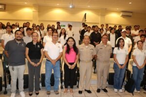 Conocen bachilleres opciones de estudio en ciencias del mar
