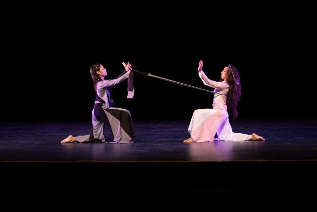 Criaturas, 20 propuestas de danza escénica, en el Universitario_b