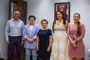 Derecho y Vinculación trabajan para fortalecer formación jurídica