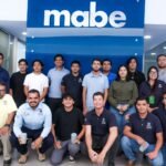 Estudiantes de FIME realizan visitas técnicas a GE Vernova, Mabe y CENAM, en Querétaro