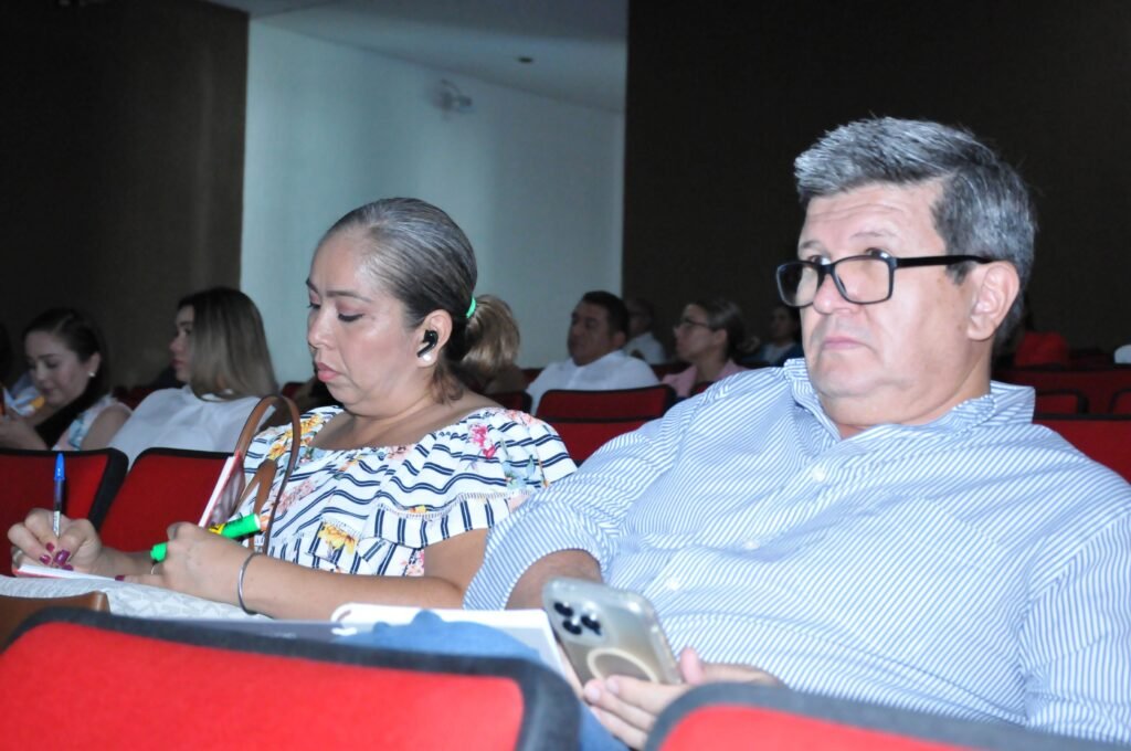 Fortalece UdeC prácticas de acompañamiento en salud mental_a
