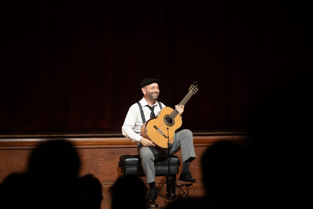 Rodrigo Nefthalí, compositor y guitarrista en Guitarromanía 2026_e