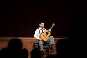 Rodrigo Nefthalí, compositor y guitarrista en Guitarromanía 2026_e