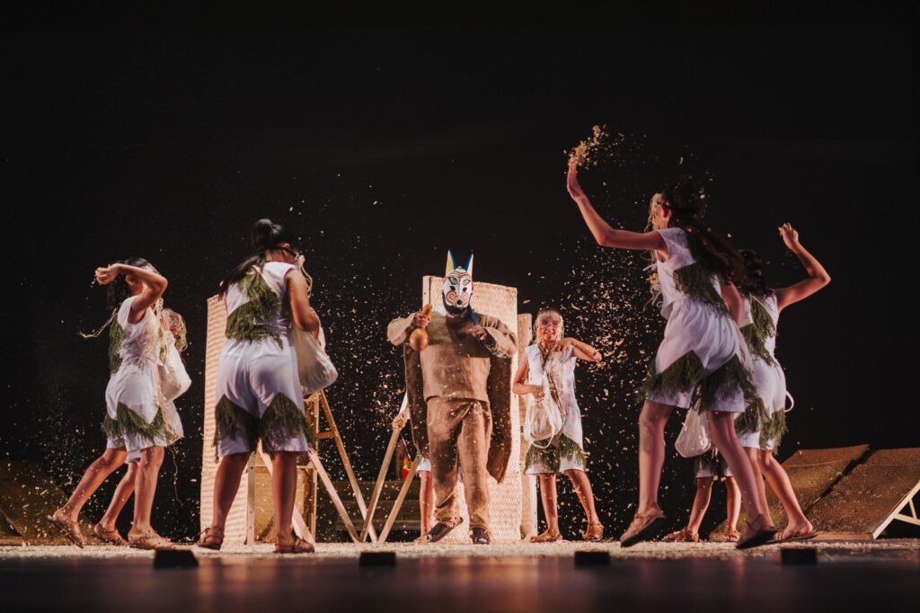 Xayaca, danza que aborda la riqueza cultural de Colima, cierra temporada_c