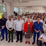 Egresan 52 bachilleres de Cuauhtémoc que lograron un promedio grupal de 9.45