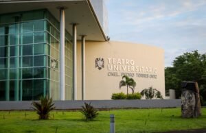 Teatro Universitario recibirá recursos federales para mejora_c