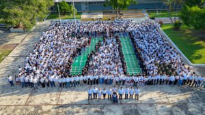 Celebra Bachillerato Uno su 71 aniversario