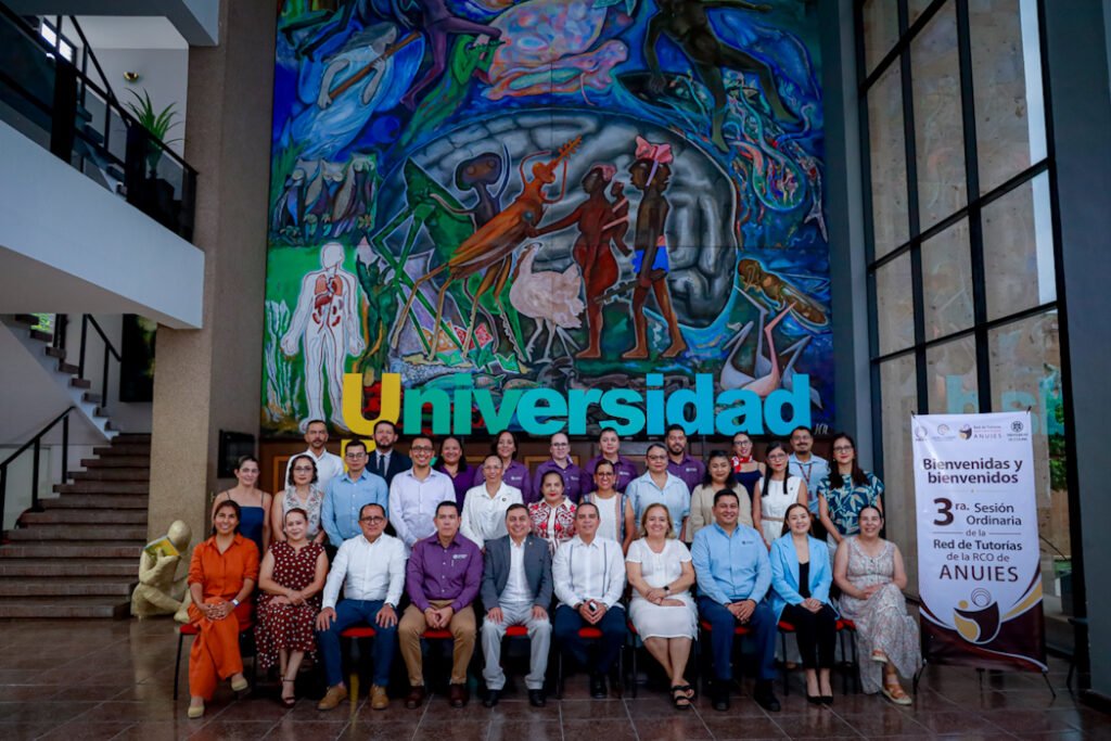 Clausura del diplomado en Tutoría innovadora_a