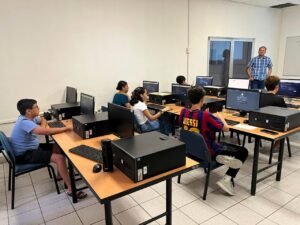 Curso Historia y cosmos en diálogo_de los ancestros a las estrellas_Santiago