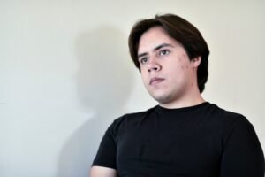 Destaca Axel Centeno en concursos de guitarra de España y Michoacán_a