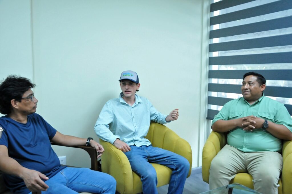Investigadores colombianos buscan colaborar con la UdeC