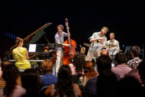 Linde Tillmanns Sexteto en el Teatro Universitario_a