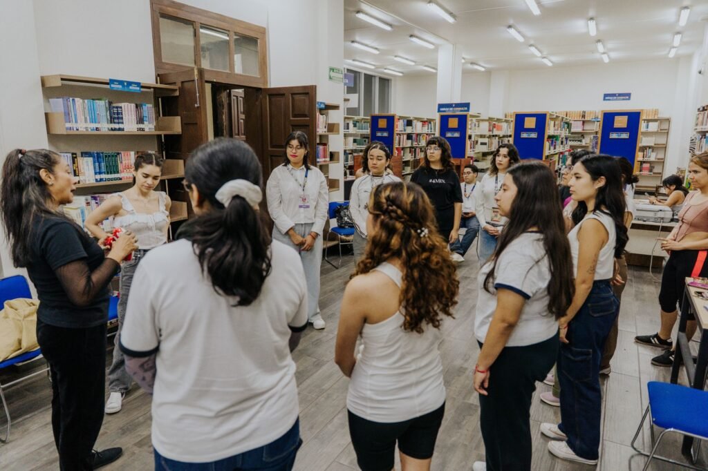 Carmen Solorio imparte taller de teatro en Guanajuato_c