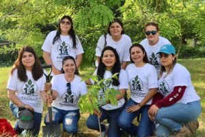 Se suma UdeC a jornada de reforestación de HAZESA_b