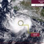 ‘Polo’ evoluciona a Huracán categoría 1; UEPC Colima da seguimiento permanente