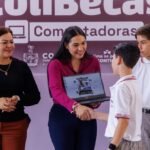 En Cuauhtémoc, Indira Vizcaíno inició la entrega de ColiBecas Computadoras por quinto año consecutivo