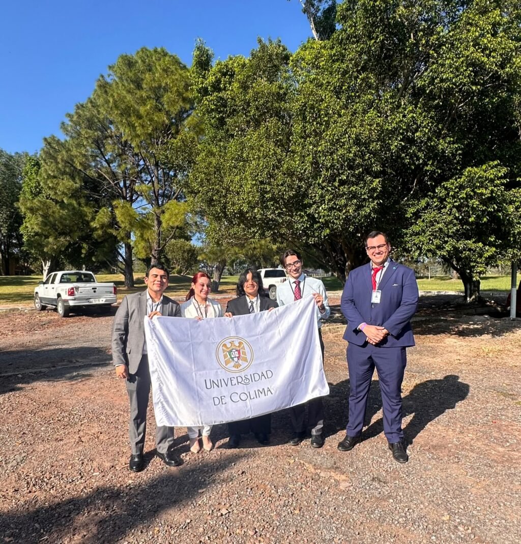 Estudiantes UdeC en el JaliscoMUN 2026_a