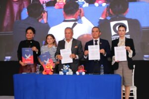 Firman convenio UdeC y Universidad de Oriente, en Puebla