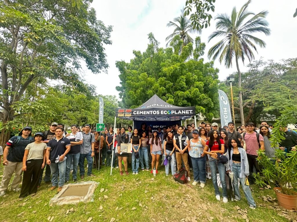 UdeC, FEUC y las Caravanas Holcim